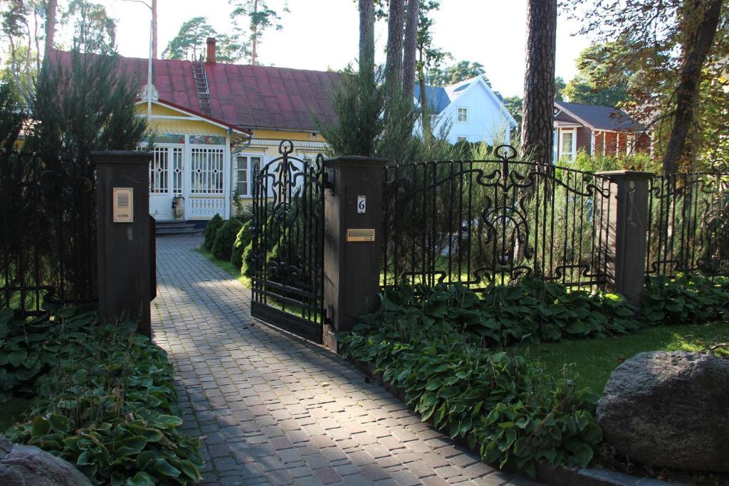 Villa Florio Jūrkalne Екстериор снимка